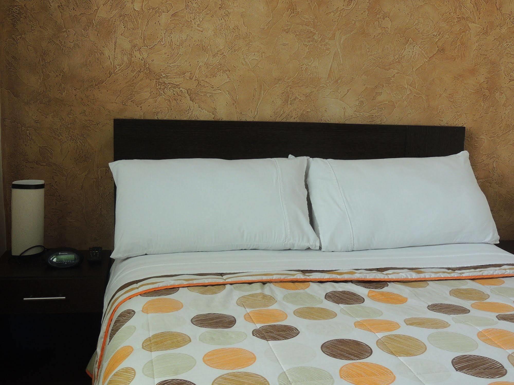 Titan Hotel & Spa Bogotá Zewnętrze zdjęcie