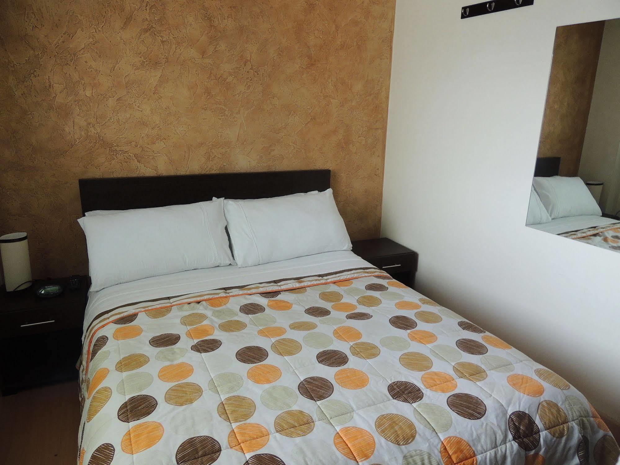 Titan Hotel & Spa Bogotá Zewnętrze zdjęcie